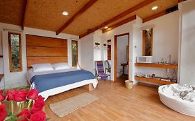 Titué Refugio , Cabañas